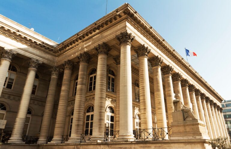 Bourse : 2,4 millions de Français ont passé au moins un ordre en 2025, un record porté par les ETF